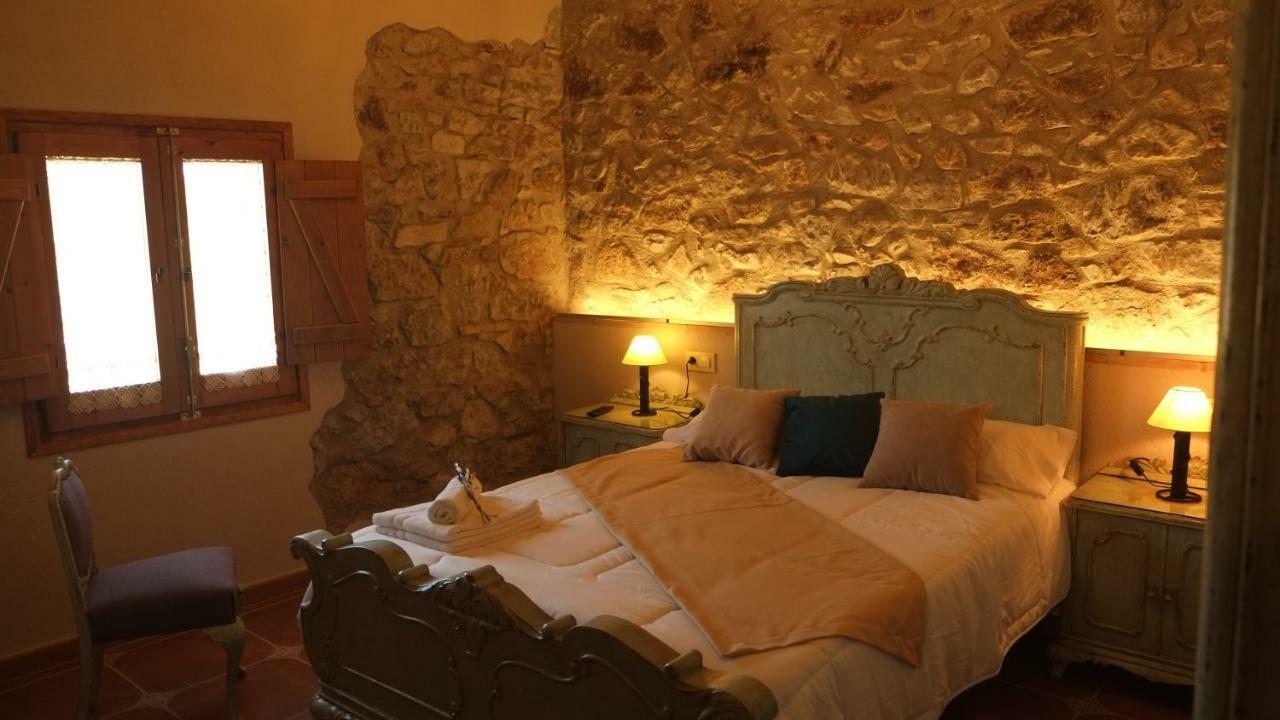 La Masia De Montpedros Peralada Ngoại thất bức ảnh